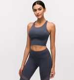 Fitness Crop Top mit wattierten Cups - verschiedene Farben - GYMAHOLICS