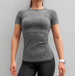 Fitness Shirt "Jody" - nahtloses Yoga-Top - GYMAHOLICS