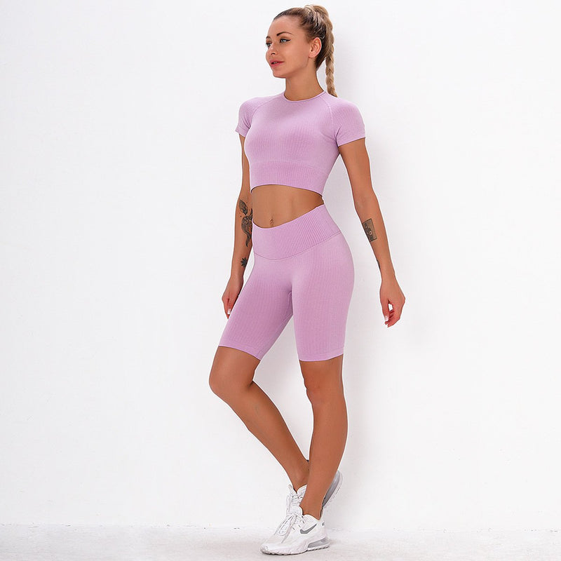 Fitness Set "Juna" - Crop Top & Biker Shorts - GYMAHOLICS